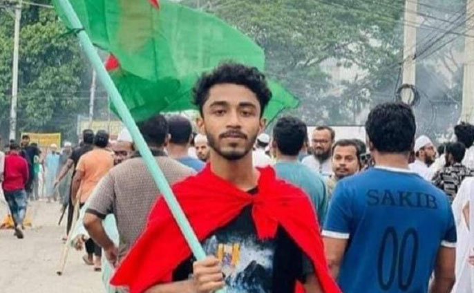 ব্রাহ্মণবাড়িয়া ট্রেন থেকে ছিটকে প্রাণ গেল কলেজছাত্রের