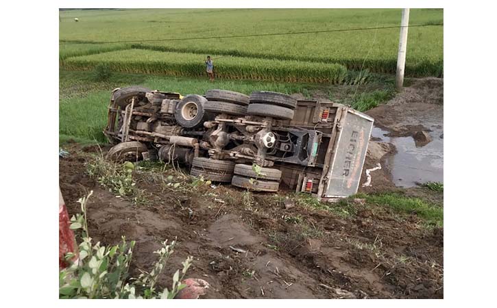 ব্রাহ্মণবাড়িয়ায় ট্রাকচাপায় পথচারী নিহত