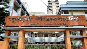 স্কুলের টাকা প্রধান শিক্ষক রাখেন ব্যক্তিগত অ্যাকাউন্টে!