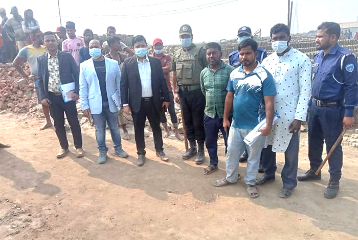 সরাইলে ইটভাটা মালিককে লাখ টাকা জরিমানা