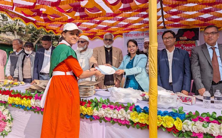 আখাউড়া নাছরীন নবী স্কুলের বার্ষিক ক্রীড়া প্রতিযোগীতা ও পুরস্কার বিতরণ
