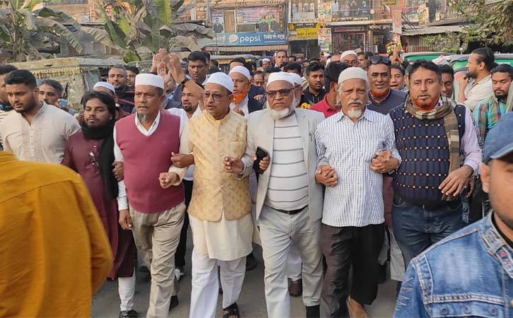 আখাউড়ায় কবির আহমেদ ভুইয়ার সমর্থনে মিছিল ও পথসভা