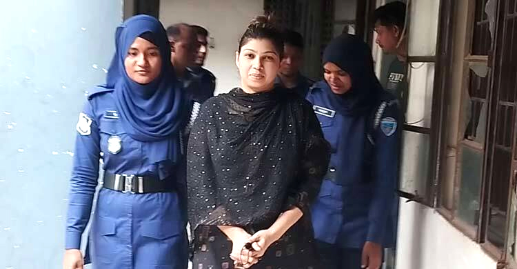 ব্রাহ্মণবাড়িয়া জেলা যুব মহিলা লীগের সহ-সভাপতি উম্মে হানি সেতু ঢাকা থেকে গ্রেপ্তার
