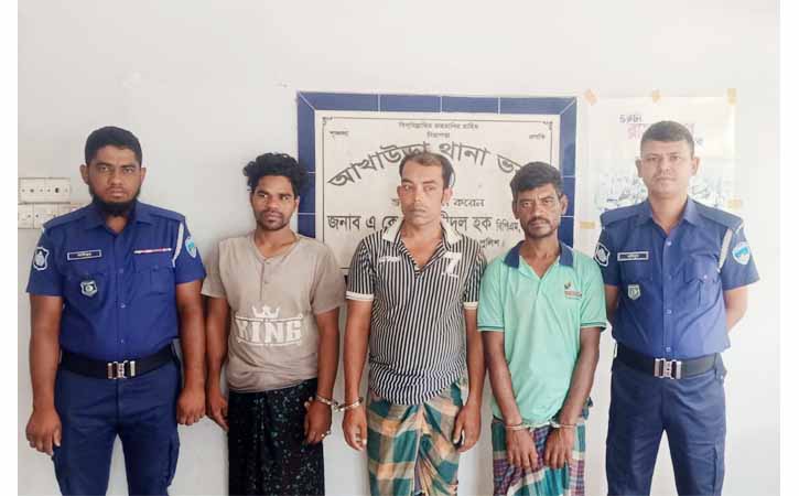 আখাউড়ায় ৩ জন ডাকাত গ্রেপ্তার