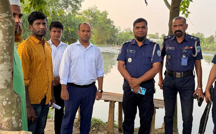 আখাউড়ায় অবৈধভাবে মাটি কাটার অভিযোগে ভ্রাম্যমান আদালতে জরিমানা