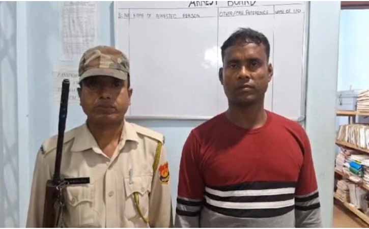 ত্রিপুরায় আওয়ামী শ্রমিকলীগ নেতা আটক