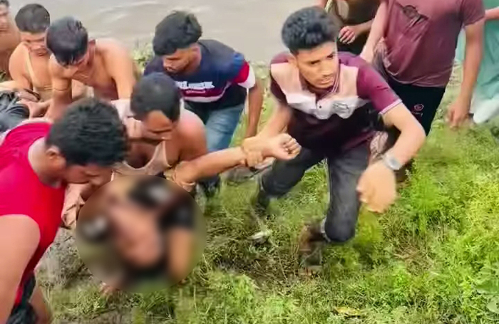 ব্রাহ্মণবাড়িয়ায় ব্রিজ থেকে পানিতে ঝাঁপ দিয়ে যুবকের মৃত্যু