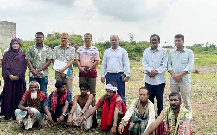 আখাউড়ায় ভ্রাম্যমান আদালতে ৬ মাদকসেবীর কারাদণ্ড