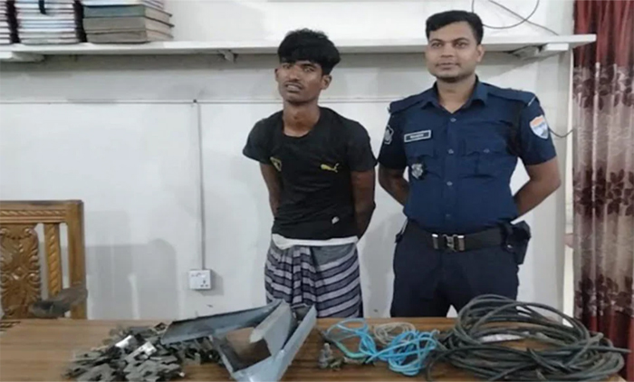 ব্রাহ্মণবাড়িয়ায় রেলওয়ের মালামালসহ গ্রেফতার ১
