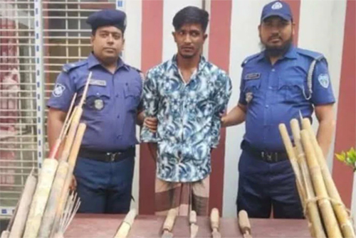 ব্রাহ্মণবাড়িয়ায় অস্ত্রসহ যুবক গ্রেফতার