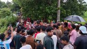 আখাউড়ায় ট্রেনের ধাক্কায় সিএনজি চালকসহ নিহত ২
