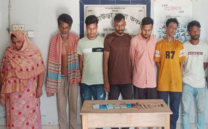 আখাউড়ায় অস্ত্রসহ ৭ ডাকাত গ্রেপ্তার