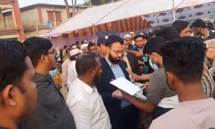 ব্রাহ্মণবাড়িয়ায় আচরণবিধি লঙ্ঘনে বিএনপি ও জামায়াত প্রার্থীকে জরিমানা