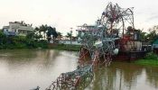 ব্রাহ্মণবাড়িয়ায় কালবৈশাখীর তাণ্ডব: মোবাইল টাওয়ার ভেঙে পড়ল, মসজিদ ও বিদ্যুৎ লাইন ক্ষতিগ্রস্ত