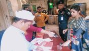 ব্রাহ্মণবাড়িয়ায় ভোজ্য তেল মজুদ ও অতিরিক্ত দামে বিক্রি: ৩ দোকানিকে ৭০ হাজার টাকা জরিমানা