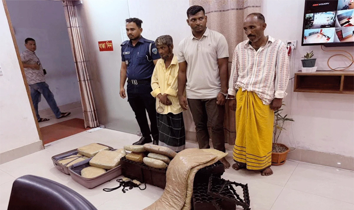 ব্রাহ্মণবাড়িয়ায় ৩৪ কেজি গাঁজা উদ্ধারসহ আটক ৩