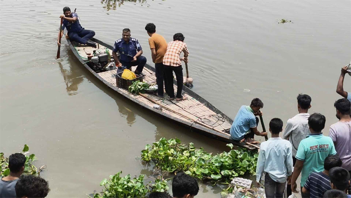ব্রাহ্মণবাড়িয়ায় তিতাস নদীতে অজ্ঞাত যুবকের অর্ধগলিত মরদেহ উদ্ধার
