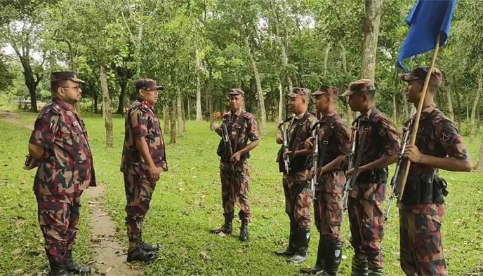 ব্রাহ্মণবাড়িয়ায় অবৈধ পুশইন ও চামড়া পাচার রোধে ঈদের দিনেও সতর্ক বিজিবি