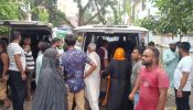 ব্রাহ্মণবাড়িয়ায় পিকআপের ধাক্কায় মা-ছেলেসহ নিহত ৩