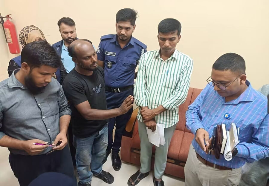 ব্রাহ্মণবাড়িয়ায় ভুয়া ট্রেনের টিকিটসহ ‘কালু’ আটক, উদ্ধার ৪০ টিকিট