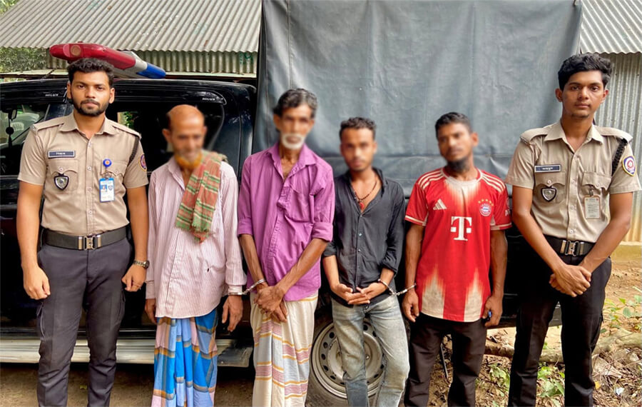 ব্রাহ্মণবাড়িয়ায় ১৯০ গ্রাম গাঁজাসহ ৪ জন গ্রেপ্তার